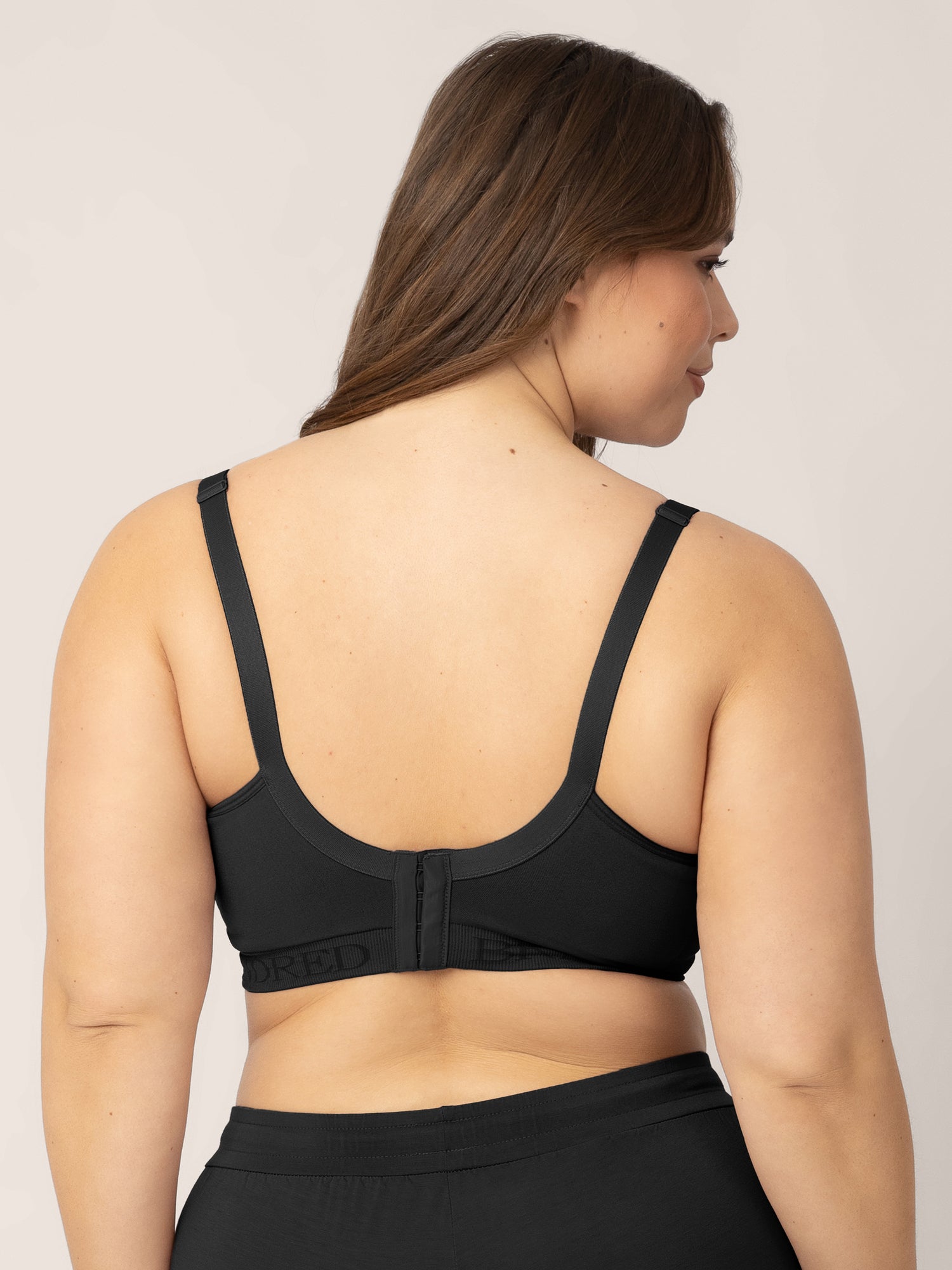 Kindred Bravely Minimalist Busty Nursing T-Shirt Bra  Convertible  Racerback Nursing Bra for F, G, H, I Cups (Black, X-Small-Busty) at   Women's Clothing store
