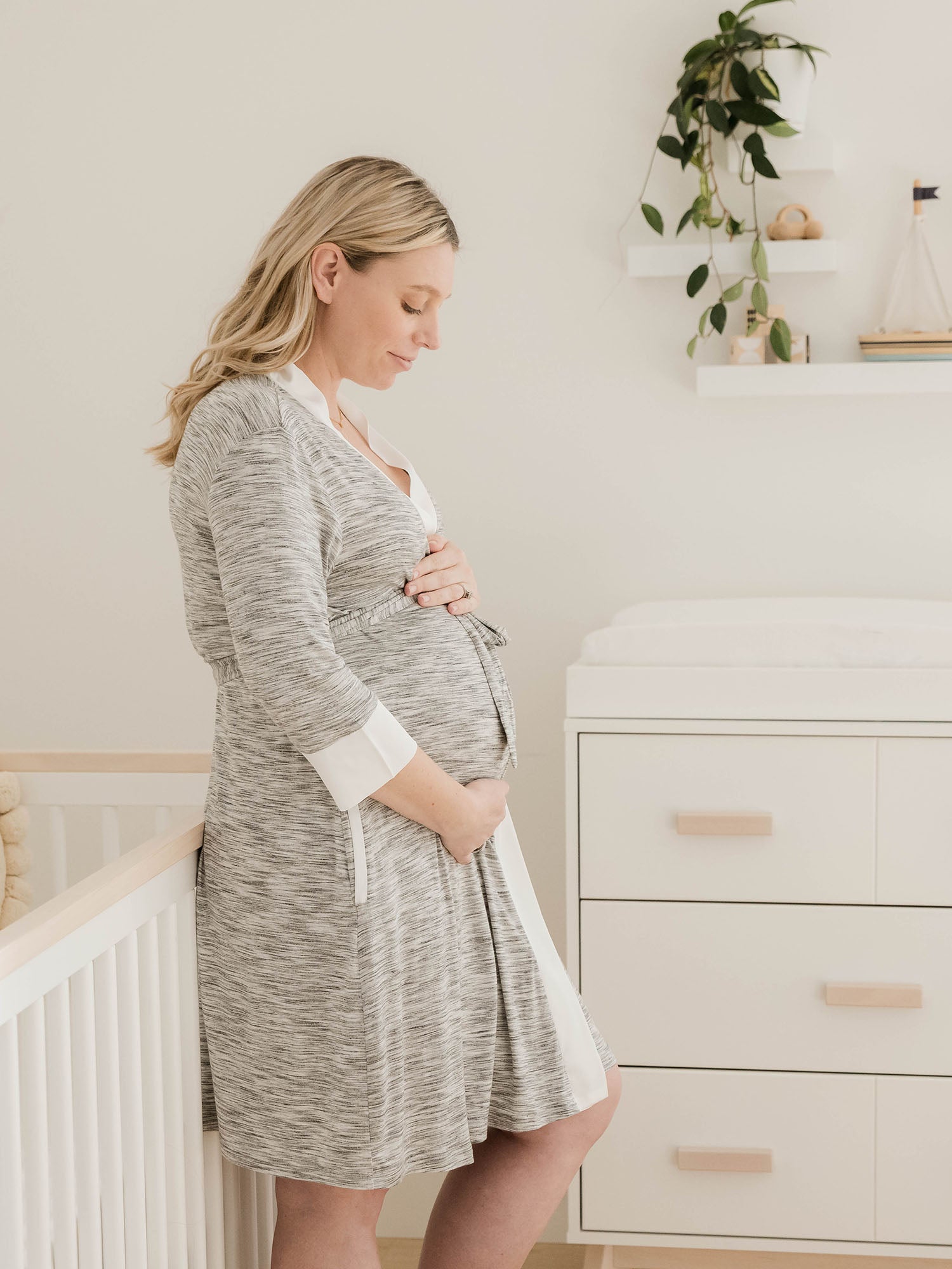 Kindred Bravely Emmaline Maternity Nursing Robe