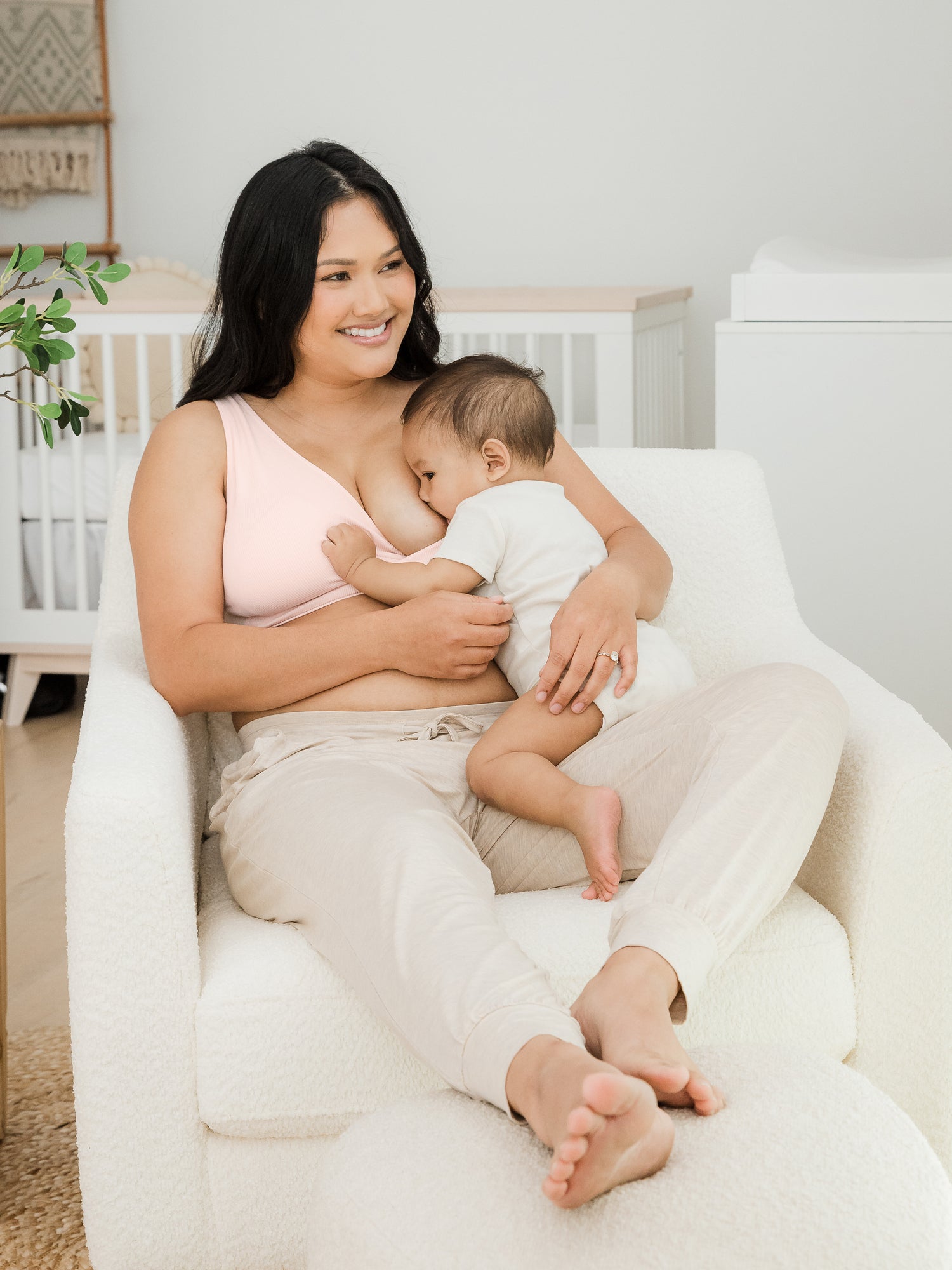 Xmarks Simply Sublime Seamless Nursing Bra for Breastfeeding | Wireless  Maternity Bra Pink 40/90ABCD,42/95ABCD