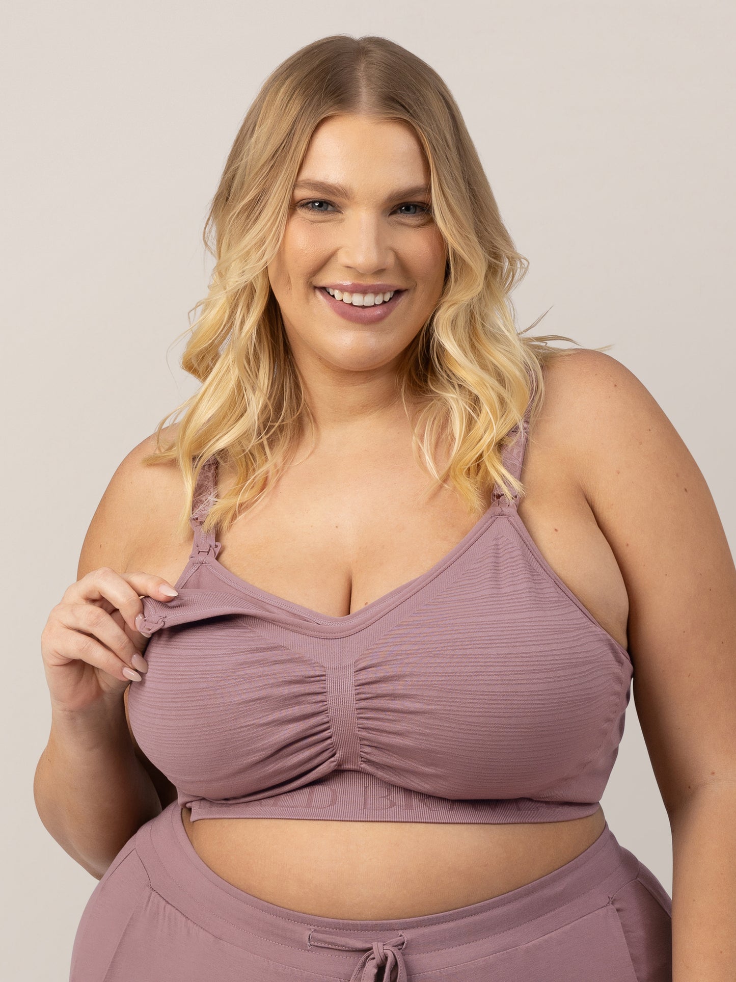 Kindred Bravely Sublime Busty Hands Free Pumping Bra  Patented All-in-One  Pumping & Nursing Bra with EasyClip for F, G, H, I Cup (Twilight, X-L