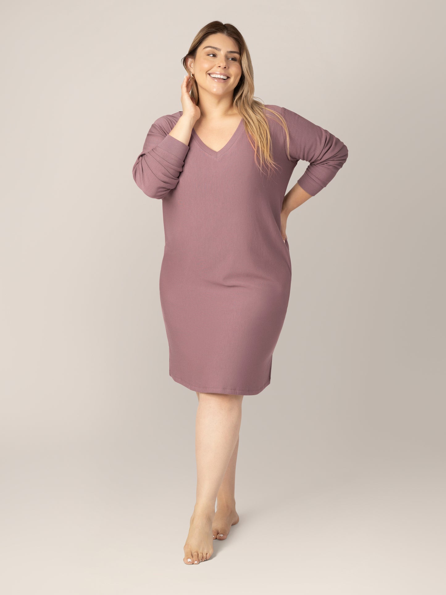 Front view of model wearing the Blake Oversized Maternity & Nursing Lounge Dress in Twilight. @model_info:Vanessa is 5'8" and wearing an X-Large.